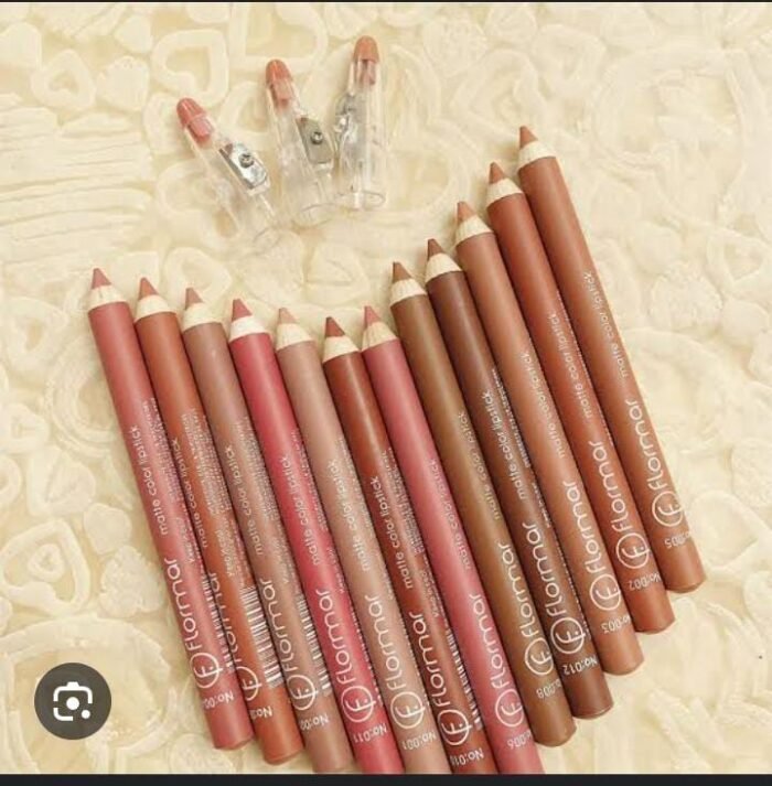 Flamour Lip Pencil - Image 1