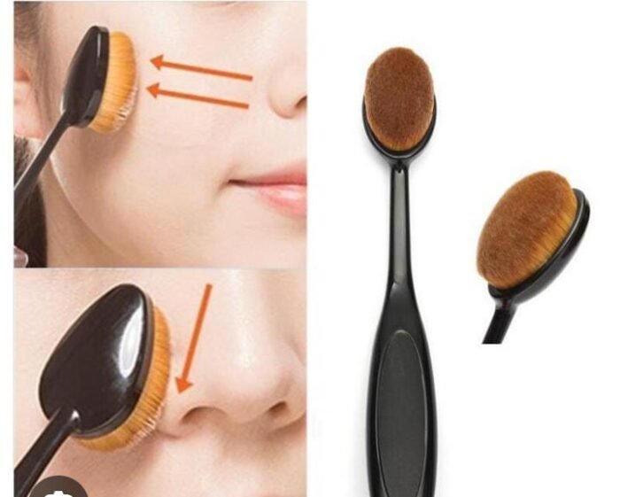 Oval Shape Makeup Foundation Brush - Image 1