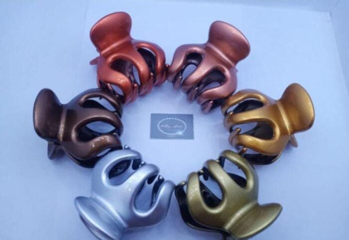 High Quality Plastic Hair Claws - Image 1