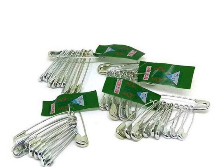 Safety Pins (Bunch) - Image 1