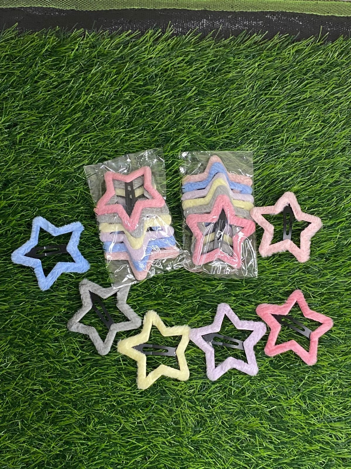 Big size furry star pins