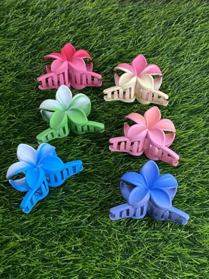 Matt flower claw